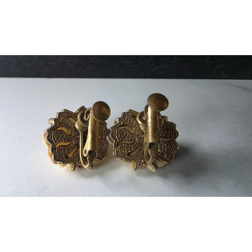 Celluloid Floral Gold Tone Metal Clip-on Screwback Earrings Vintage
